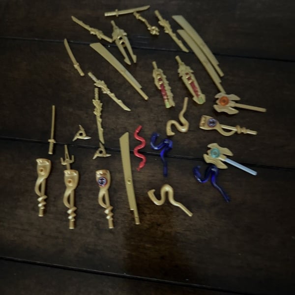 LEGO Ninjago Golden Weapon Accessory Lot - Serpentine Staves Techno Blades Lot