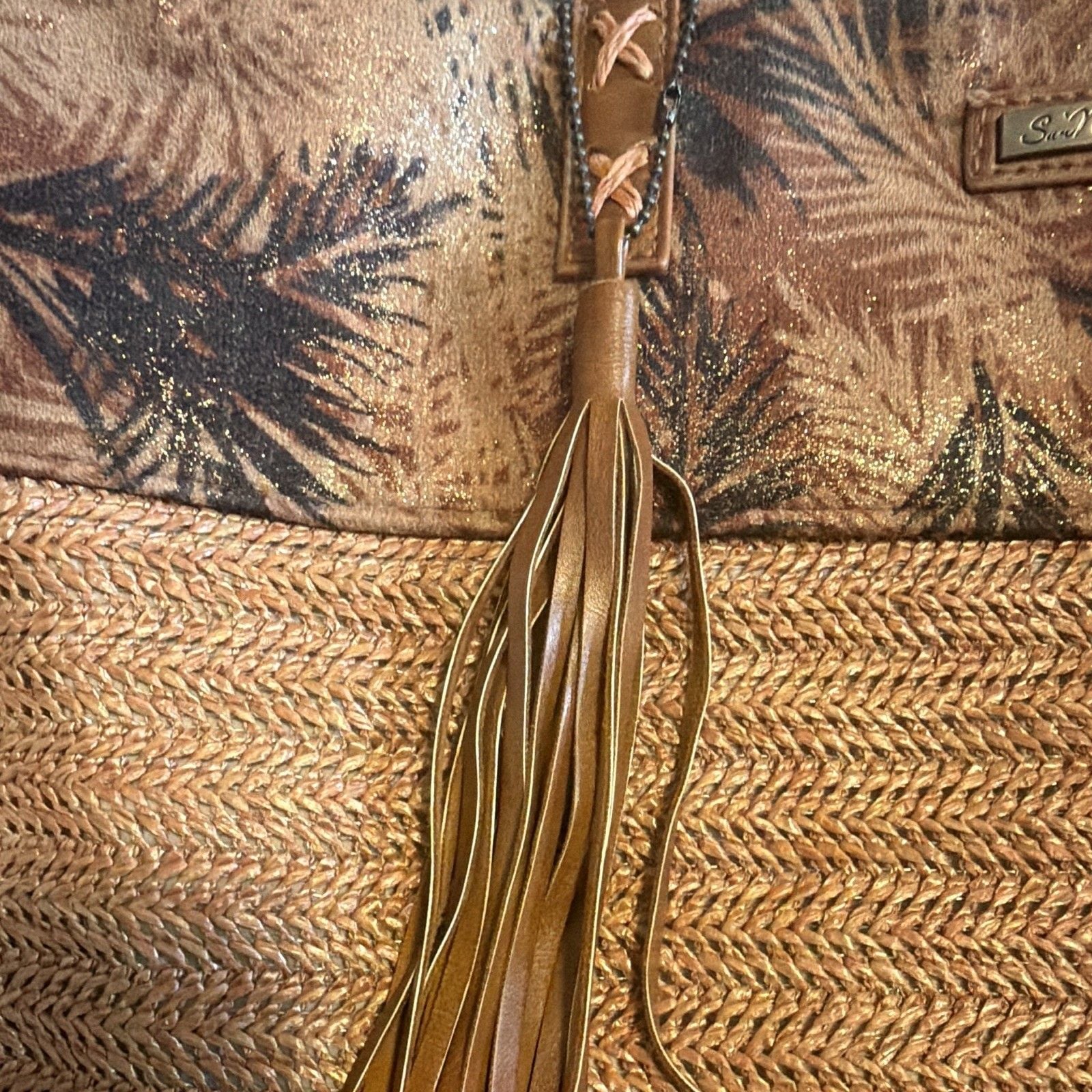 Sun 'N' Sand Woven Straw Tote Tan/Brown Tropical Floral Zip Tassel Lined 4