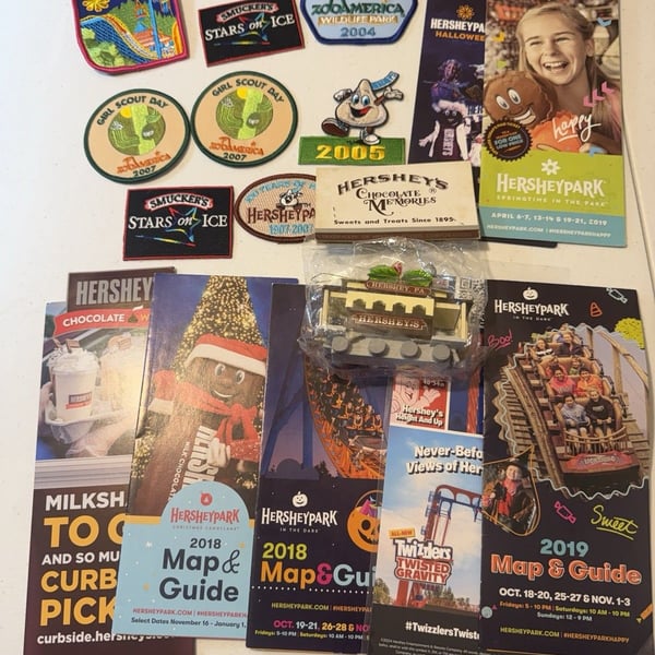 Hersheypark Amusment Park Patches & Brochures Lot