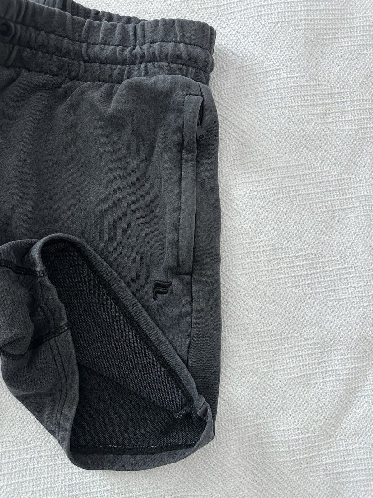 Men's M Gray Solid Cotton Knit Athletic Shorts 6