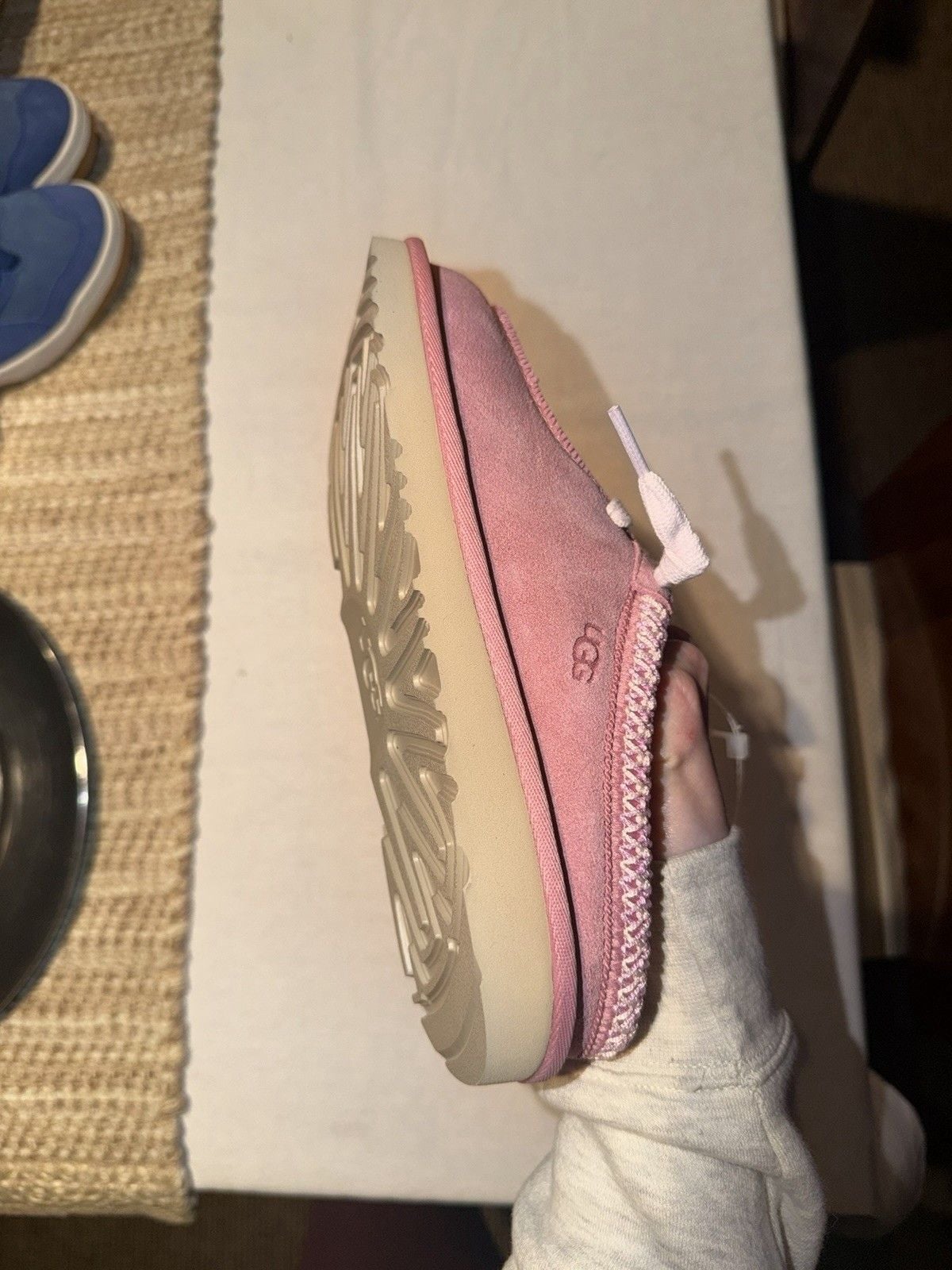 NWOT Pink UGG® Kids' Tasman Mule Size 4 6