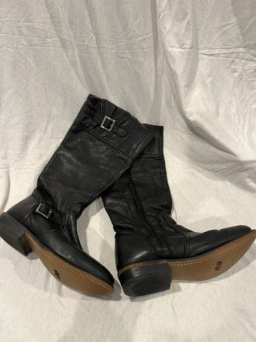 Woman’s dingo Leather Boots Size 8.5 M Excellent Condition 2