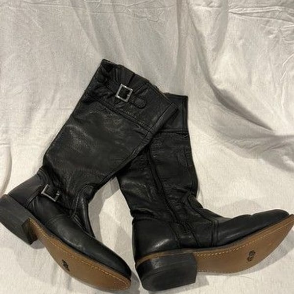 Woman’s dingo Leather Boots Size 8.5 M Excellent Condition