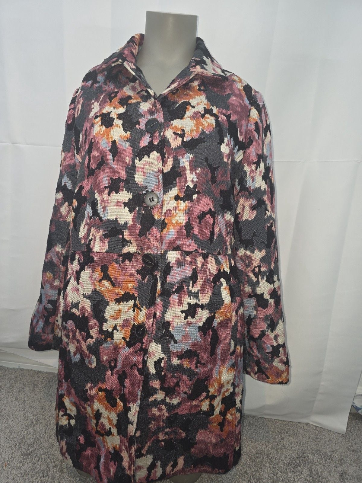 Chico's Women's NWT Modern Topper Jacket Floral Ikat Print Black Sz 1 US 8/10 2