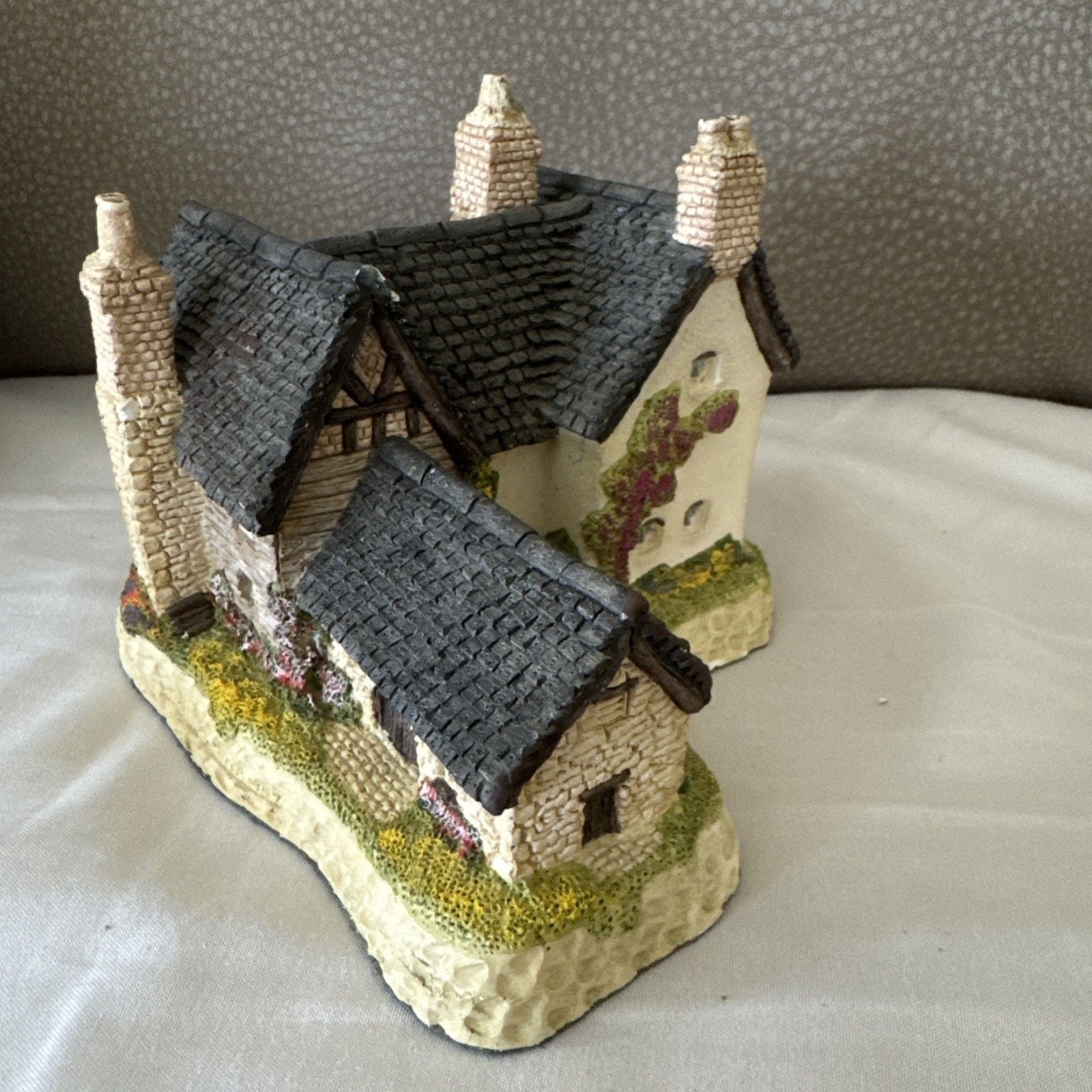 David Winter Cottages Benbow's Farmhouse Herefordshire 1987 Hand Made 6