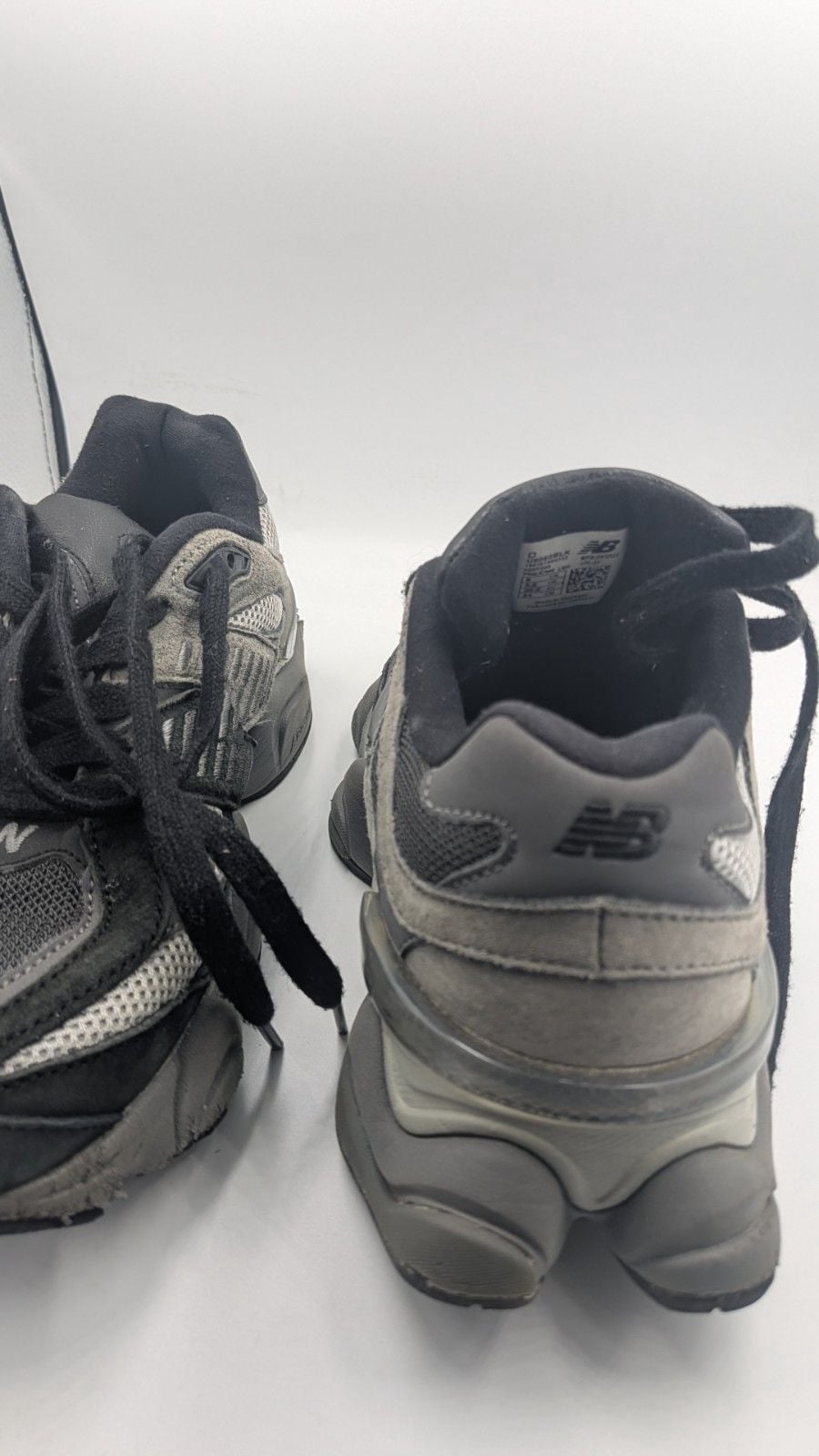 New Balance 9060 Black Castlerock Black/Gray Men's Low Top Lace-Up Sneakers 7