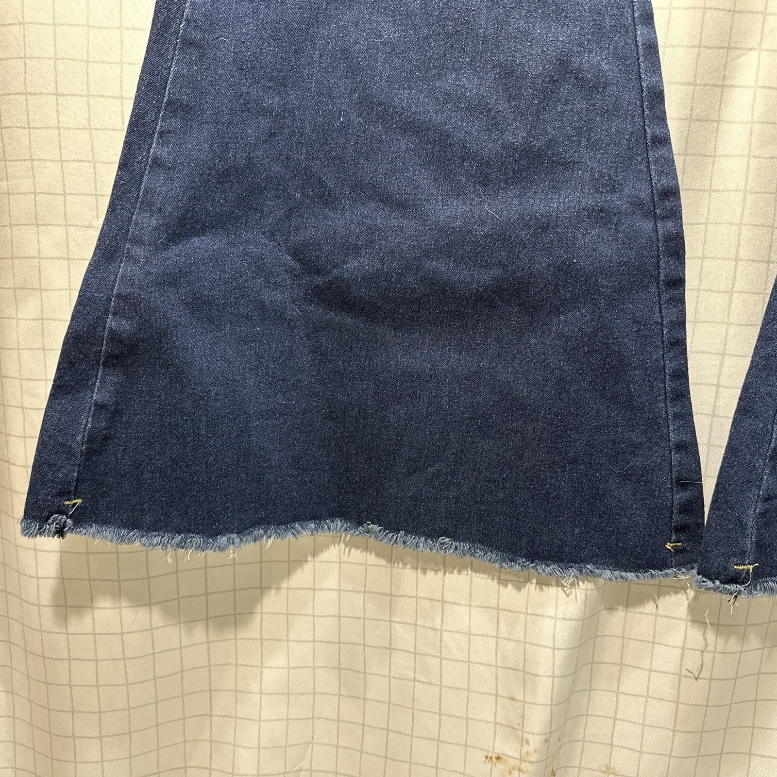 Casual Jeans Medium Adult Blue Denim Flared Distressed Hem Dark Wash Womens Y2K 7