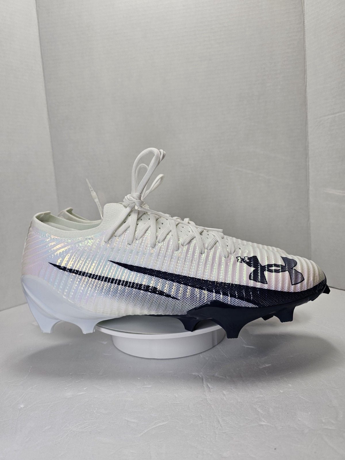 Under Armour Blur Pro Football Cleats Men 13 White Navy 3028220-103 2