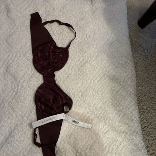 36D DKNY Womens Burgundy Lace Lined Underwire Back Closure Demi Bra A340