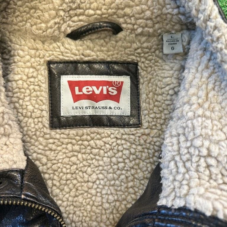 Levi's Men's Sherpa Lined Faux Leather Jacket 6