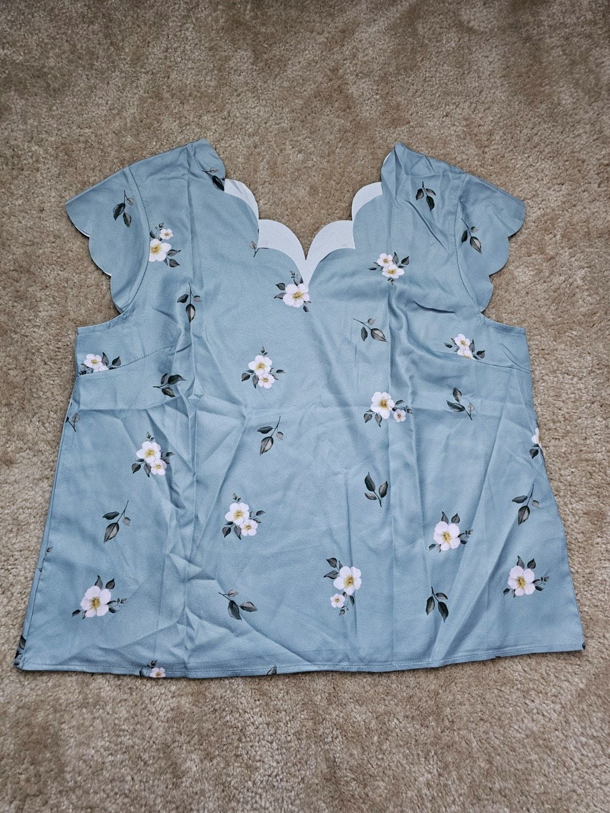 SHEIN Curve 1XL Blue Floral Blouse Scalloped V Neck Cap Sleeve Plus Size 1