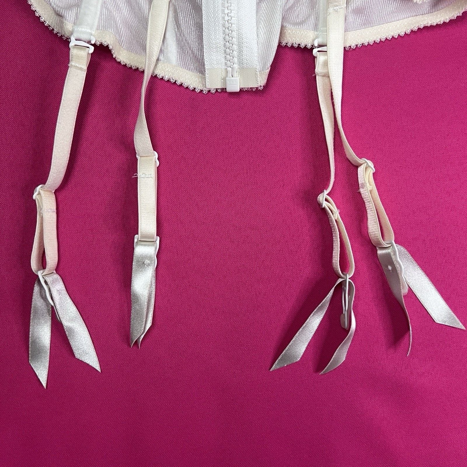 Jezebel White Lace Bustier Corset Garter Belt Lingerie with Garters 4