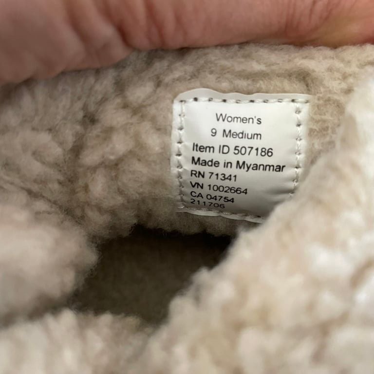 L.L. Bean Women's Size 9 Cozy Sherpa Boot Slippers Winter Warm 6