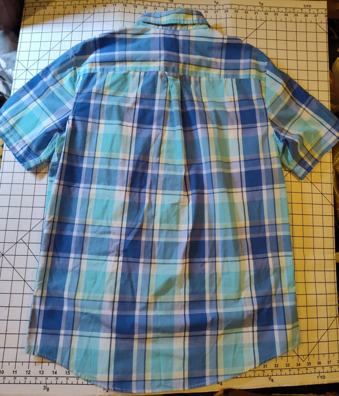 Chaps Men's Short Sleeve Easy Care Blue Button Down Shirt Size Medium 6