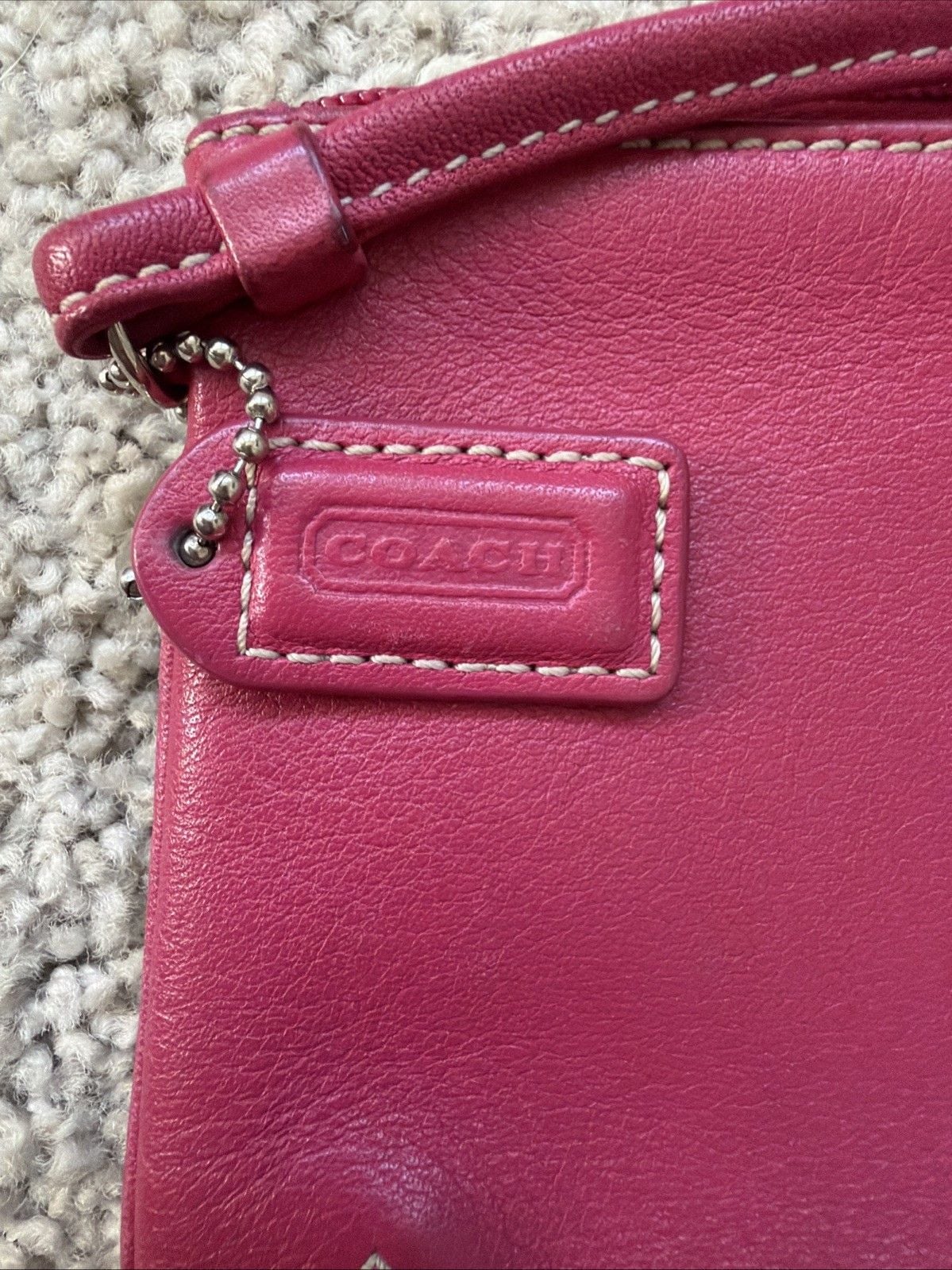 Coach Leather Corner Zip Wristlet Coin Wallet Magenta Pink Charm EUC 4