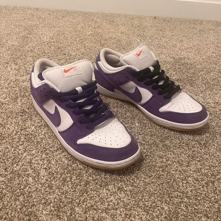 Nike Dunk sb’s purple seude
rarely worn no creases
no original box or backup laces unfortunately
send offers 2