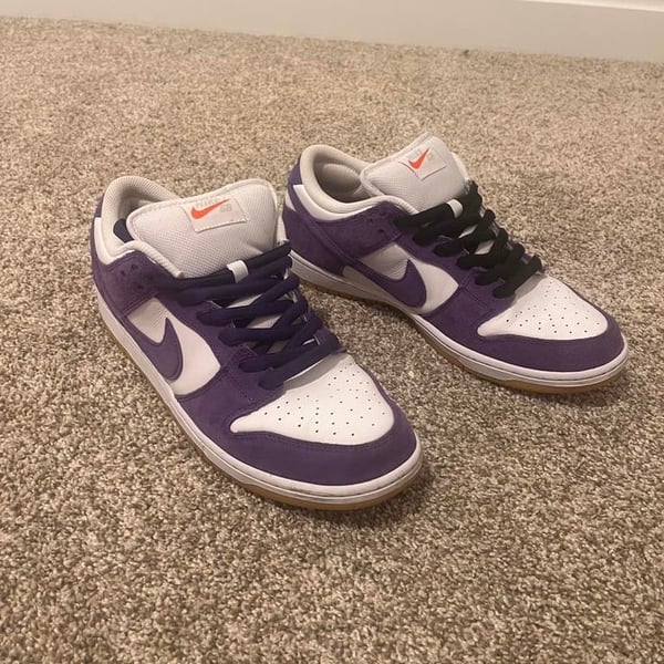 Nike Dunk sb’s purple seude
rarely worn no creases 
no original box or backup laces unfortunately 
send offers