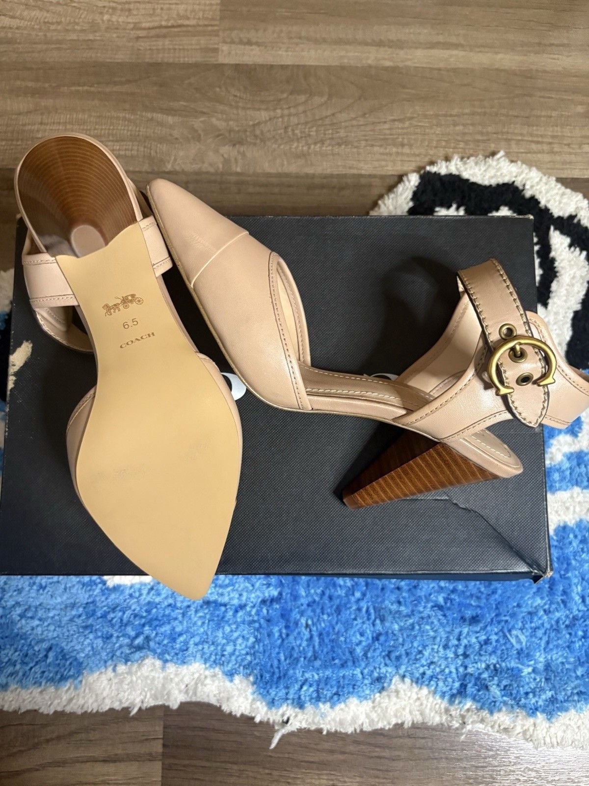 Coach Wren Pumps Women’s Size 6.5 Beachwood Leather Pointed Toe Ankle Strap 9