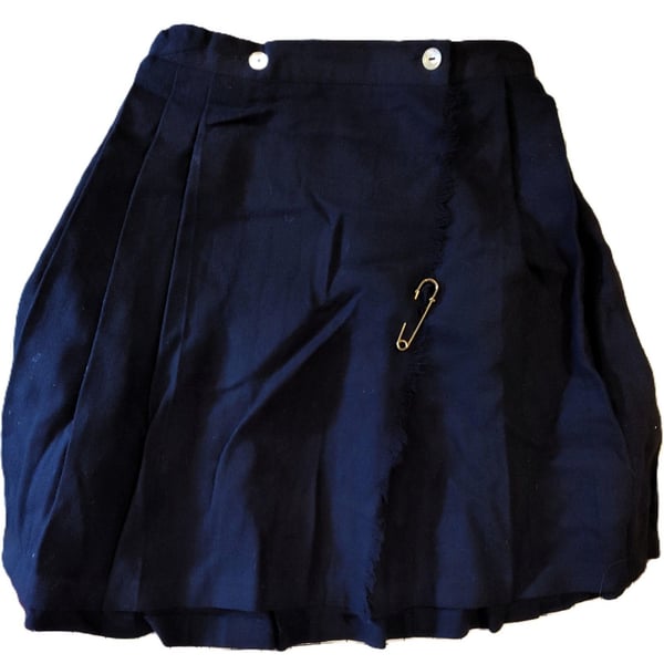 Vintage Imp Girl Navy Blue Wool skirt tartan with Safety Pin School Skirt Sz 10