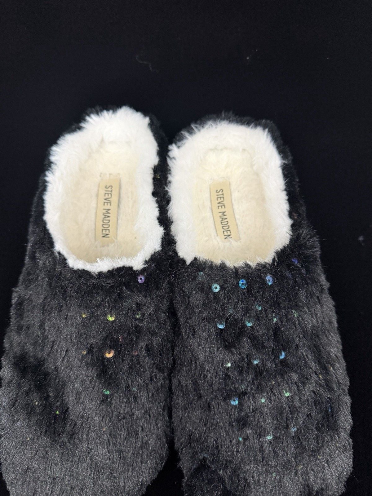 Steve Madden Women’s Black Faux Fur Sequin Slip-On Closed Toe Slippers US 9 4
