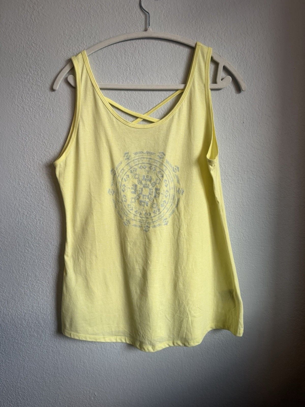 Columbia Women’s Strappy Back Scoop Neck Graphic Tank Top Yellow Size L 2