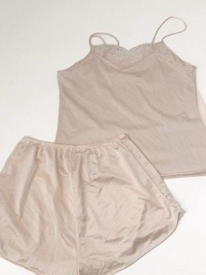 Vintage Shadowline Set Nude Tan Short 5 Size 32 Nylon Lace Lingerie USA 70s/80s 11