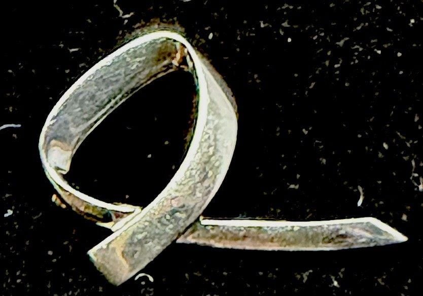 Vintage 1983 Tiffany & Co. Paloma Picasso Sterling Silver Ribbon Loop Brooch Pin 9