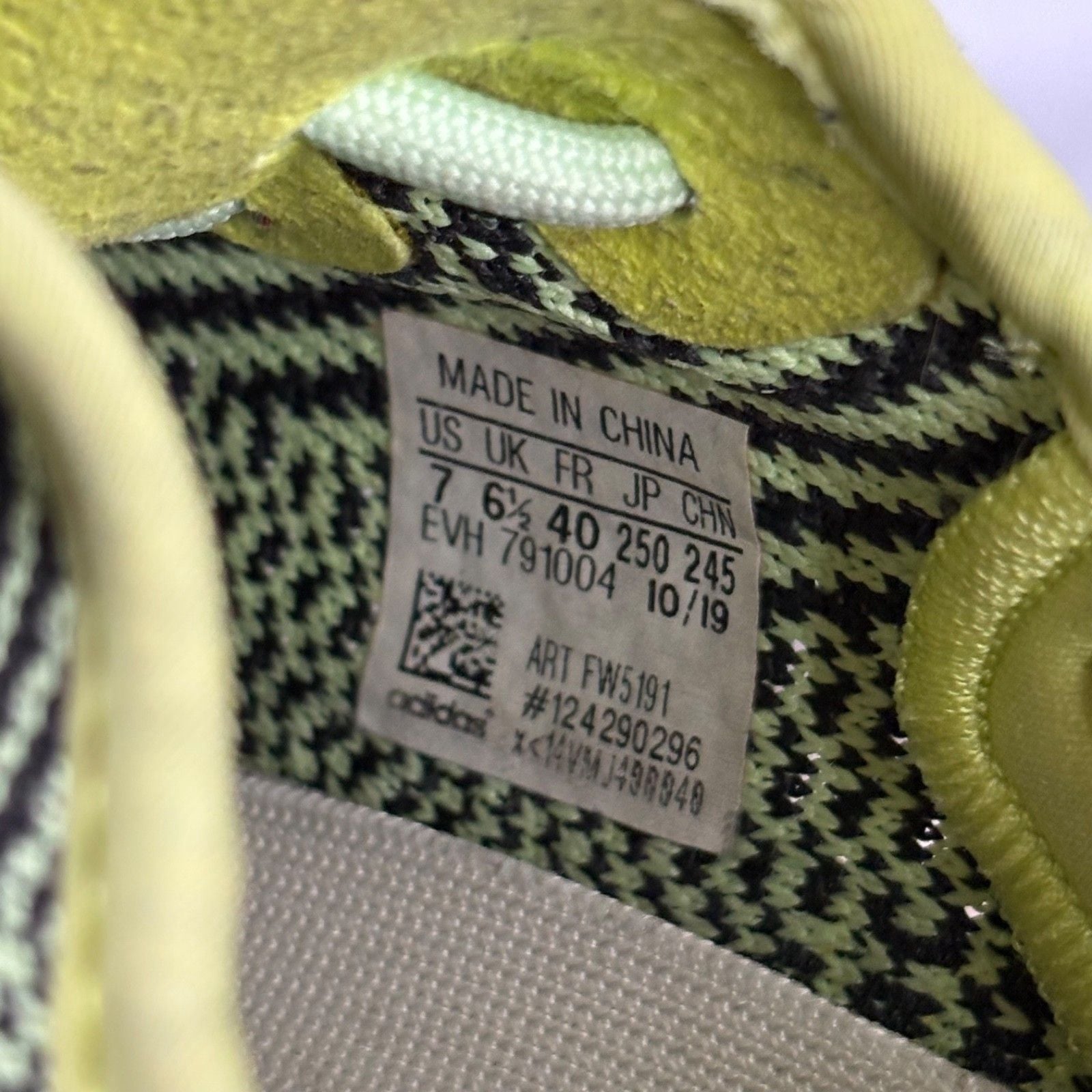 Size 7 - adidas Yeezy Boost 350 V2 Yeezreel Non-Reflective 8