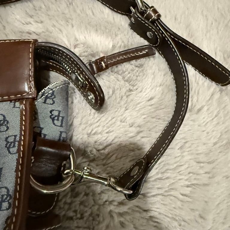 Authentic Dooney & Bourke Signature Handbag with Leather Trim Double Pocket Satchel 5