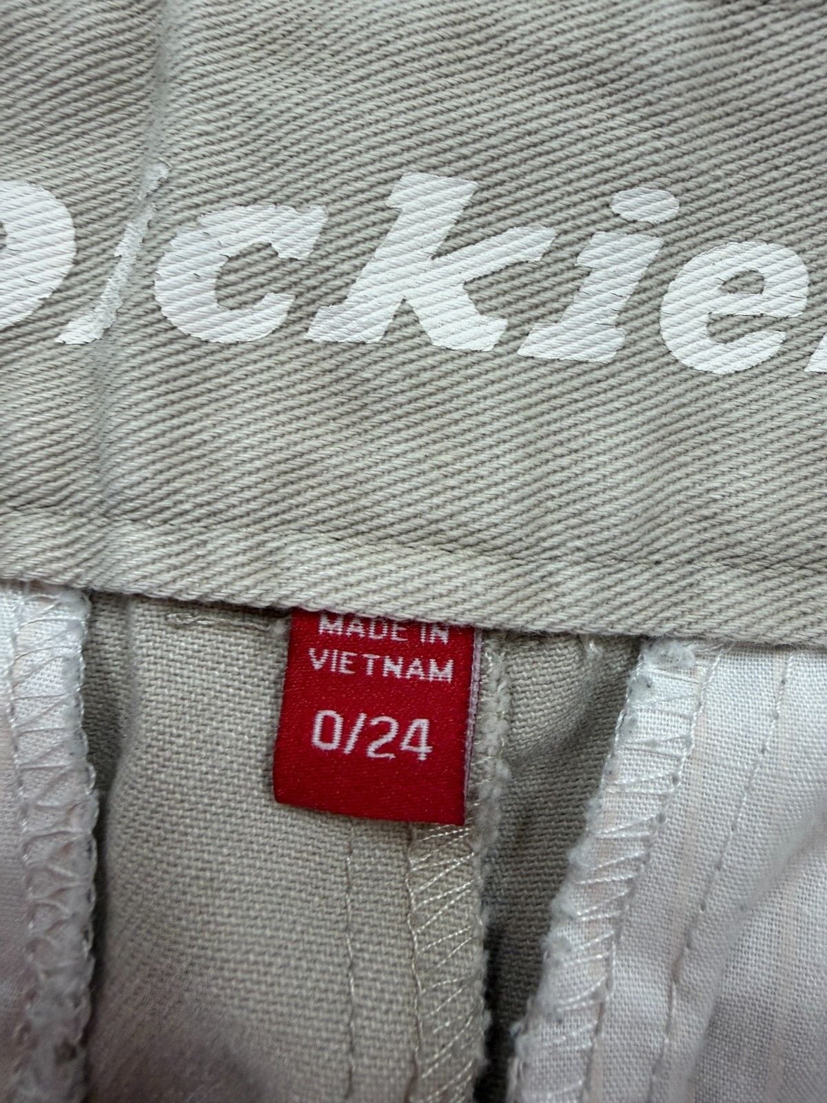 Product thumbnail 3