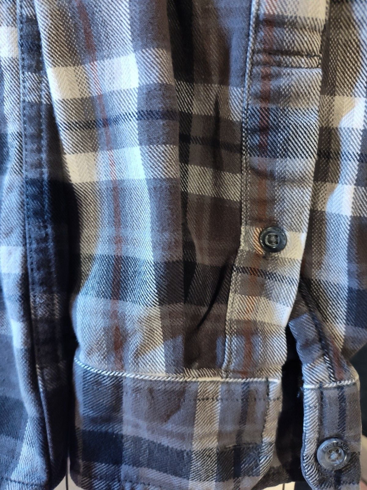 Eddie Bauer Classic Fit Men's Size Large Black, Gray & White Flannel Shirt 4