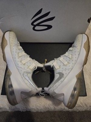 Nike LeBron 13 "Low Metallic Silver" Sneakers (Rare selling for $401 on stock x) 9