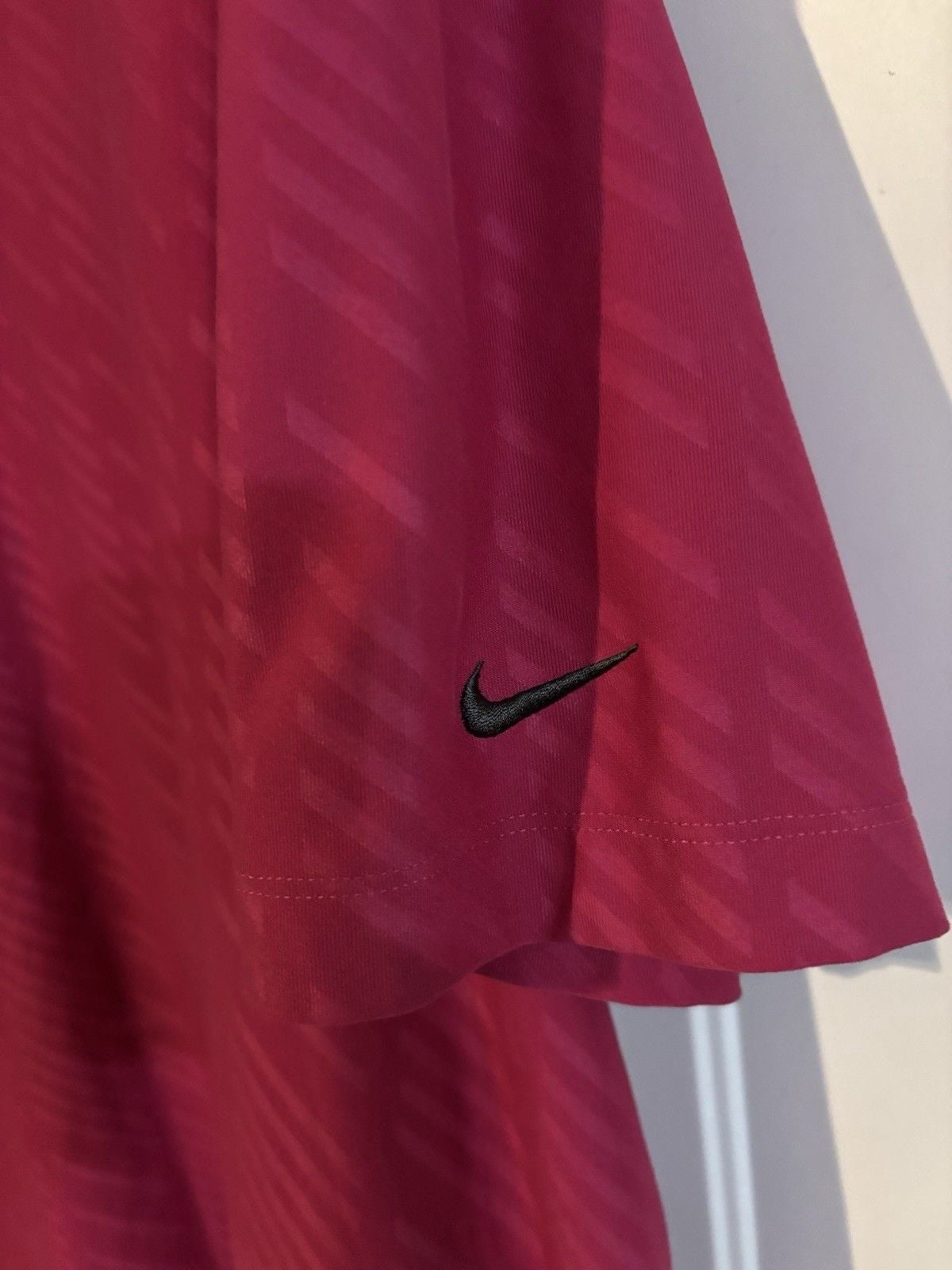 Nike Golf Tour Performance Dri Fit Polo Shirt Pink Geometric XLarge 4