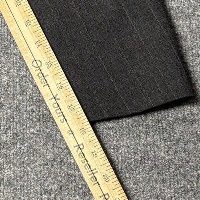 Adolfo Suit  Men’s 42R Classic Fit Charcoal Gray Wool Blend Pinstripe  16