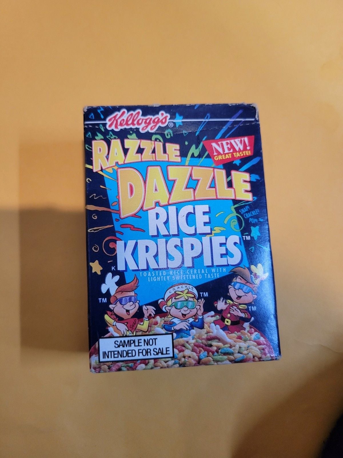 Kellogg's Razzle Dazzle Rice Crispies Cereal Box 1998 Original Seal NOT OPEN! 18
