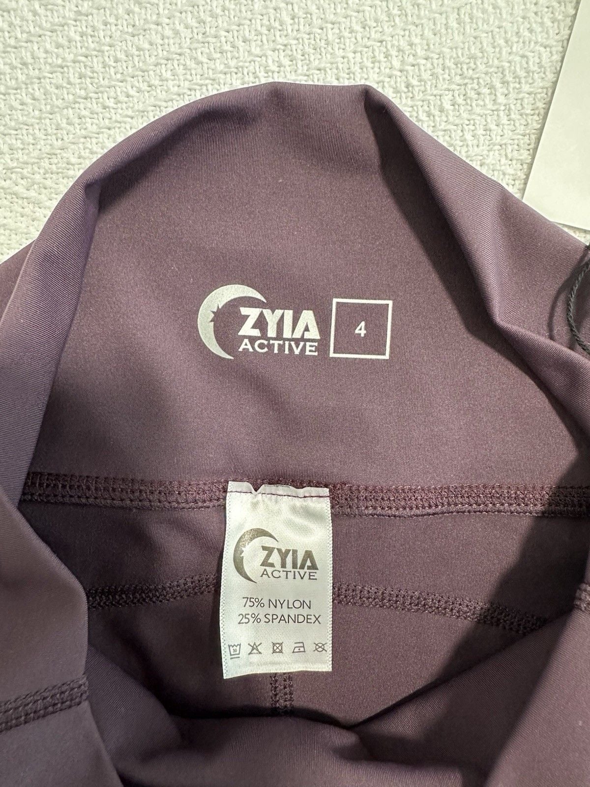 ZYIA active Purple Pocket Light n Tight Hi-rise Size 4 New! 9
