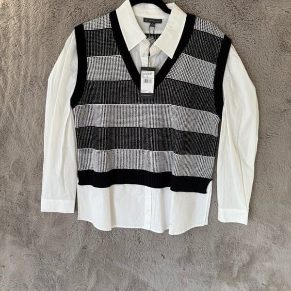 NWT Adrianna Papell V-Neck Textured Striped Twofer Blouse Size M Career