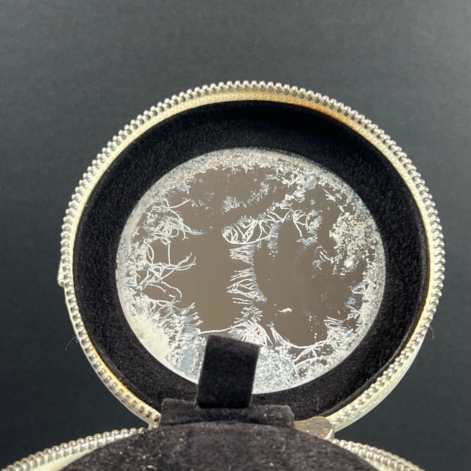 Pandora Round 3.75" Travel Jewelry Case with Zipper Removable Tray and Mirror 10