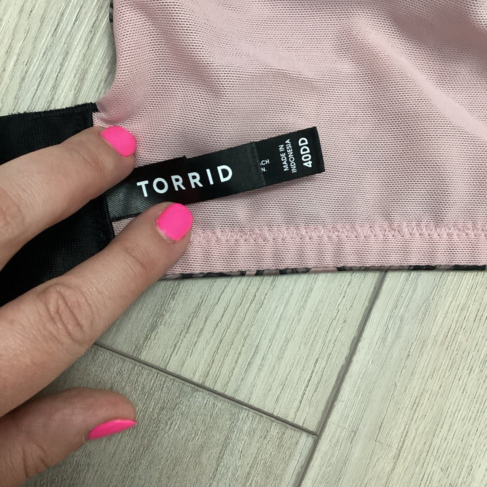TORRID Bra Perfect Light Lined Cup NO-WIRE Pink Black Butterflies Size 40DD 8