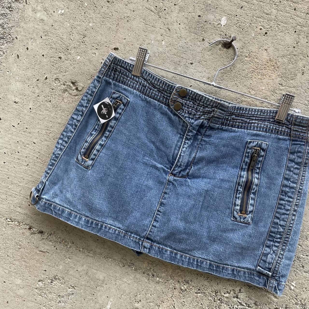 Product thumbnail 6