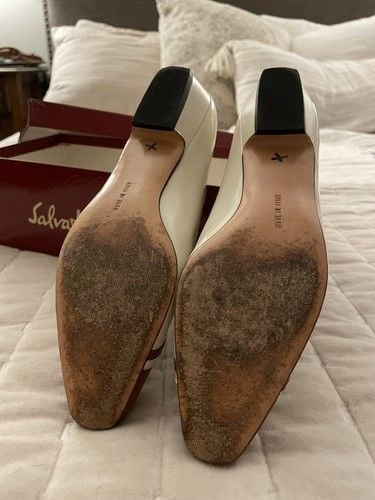 Salvatore Ferragamo Carlina Brown & Cream Pumps Sz 7 AAA 7