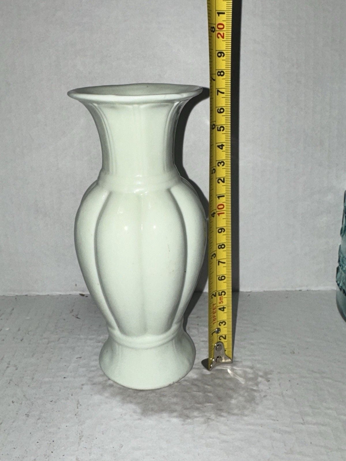 Vintage Ivory Cream Pottery Vase Fluted Pedestal Art Deco Style 7” Unmarked 2