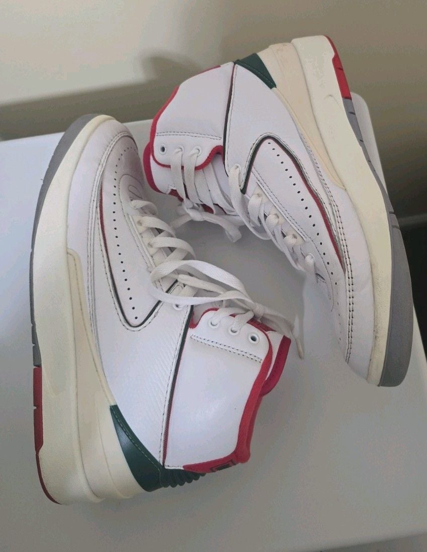 Air Jordan 2 Retro Origins Shoes Youth Size 6Y Womens Size 7.5 Athletic Sneaker 6