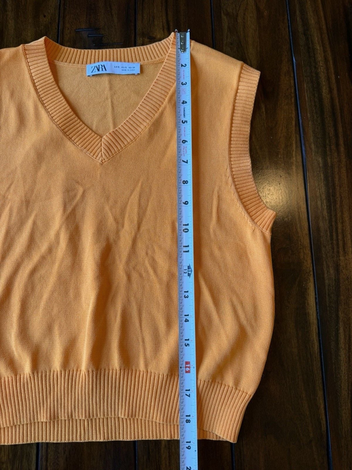 ZARA Women’s S Orange V Neck Knit Sweater Vest Sleeveless Viscose Blend 7