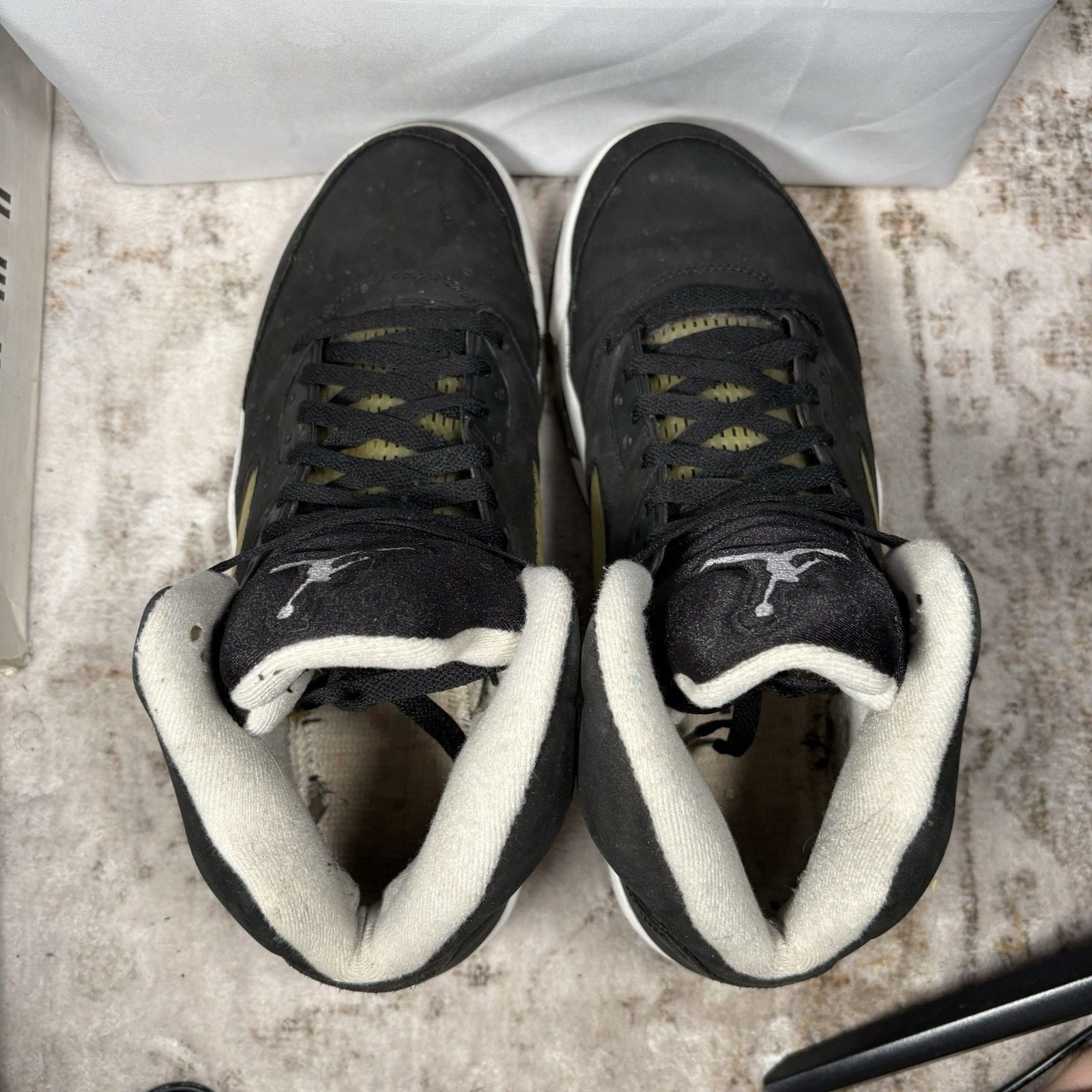 Size 10 - Jordan 5 Retro Mid Oreo 7