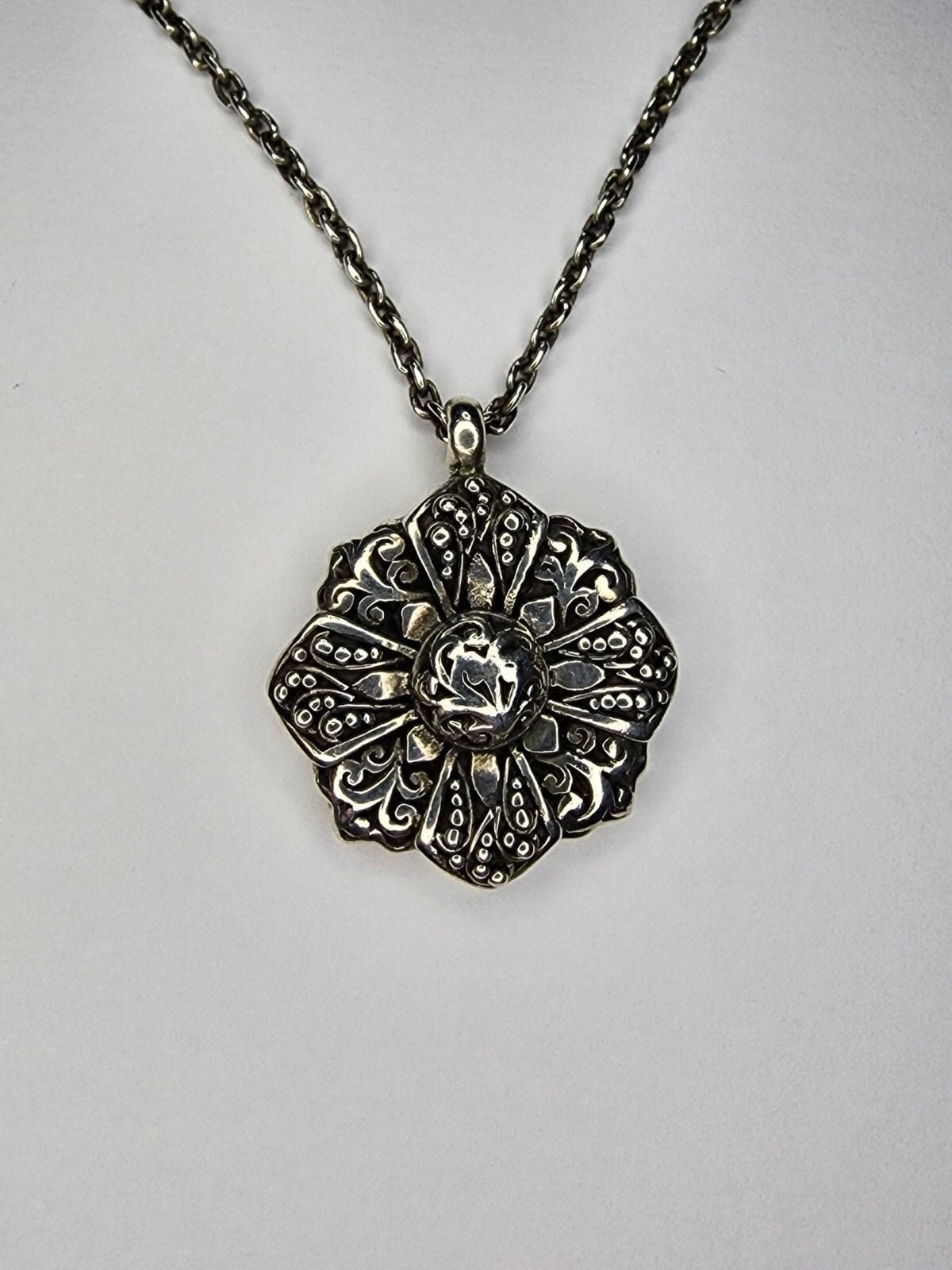 Lois Hill Sterling Silver 925 Flower Pendant 17" Toggle Necklace 3