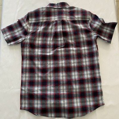 Chaps Men's Everyday Classics Short Sleeve Button-Down Plaid Shirt Size S 10