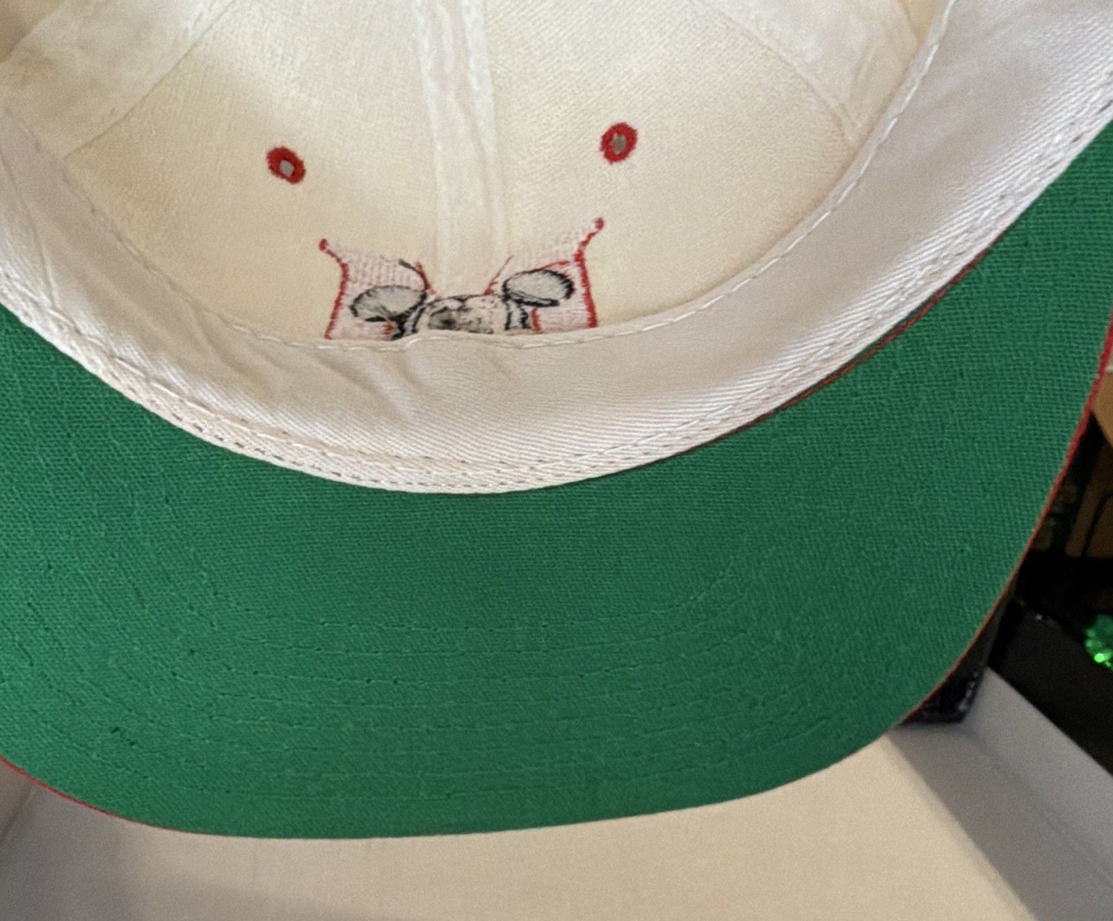 Vintage Disney Mickey Mouse Snapback Hat White/Red One Size Fits All Unisex NWT 6