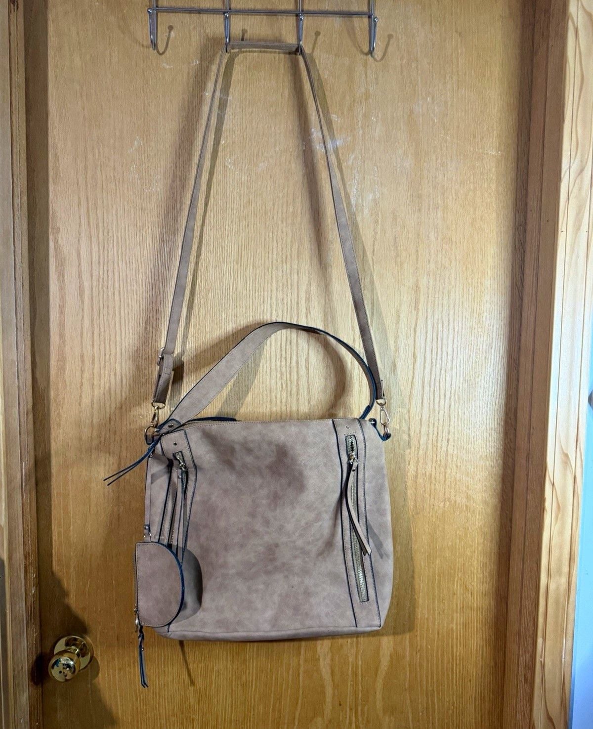 Women’s Beige Suede Crossbody Bag Fringe Tassels Zip + Coin Purse 2