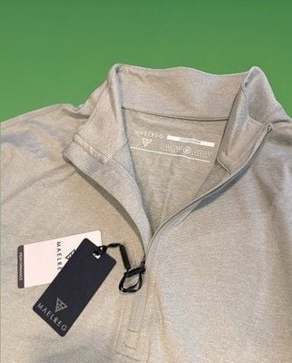 NWT Maelreg Men's Performance Golf 1/4 Zip Pull Over Size M Green Melange 4